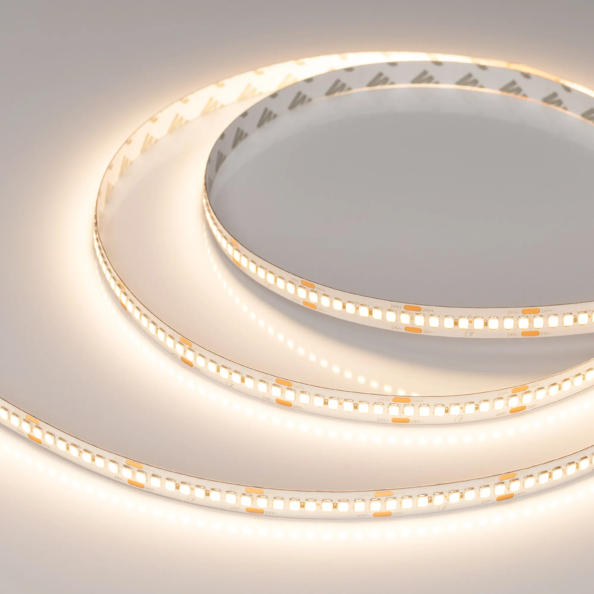 Лента светодиодная RT-A240-10mm 24V Warm3000 (22 W/m, IP20, 2835, 5m) (Arlight, высок.эфф.150 лм/Вт)